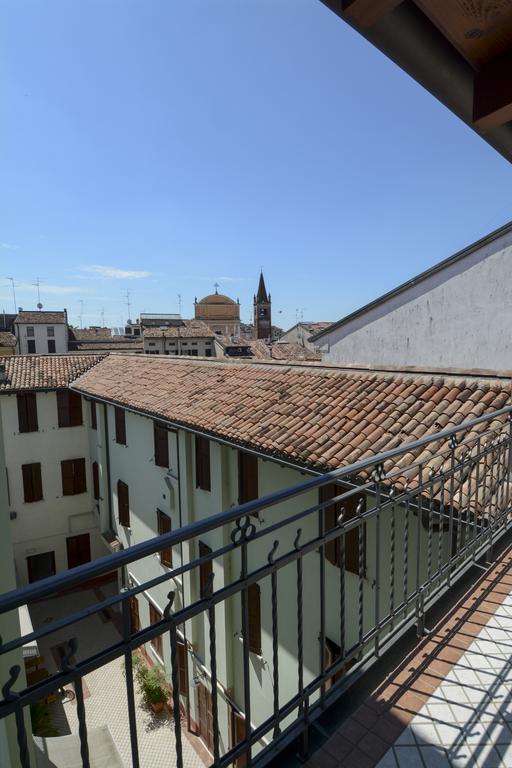 Hotel Mantegna Stazione Mantoue Extérieur photo